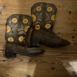 Sunflower boots